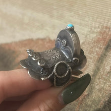 Load image into Gallery viewer, Tim Yazzie Saddle Ring 8.5
