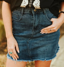 Load image into Gallery viewer, Yoakum Denim Skirt
