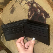 Load image into Gallery viewer, Black Tooled Billfold
