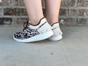 Cow Gal Kicks
